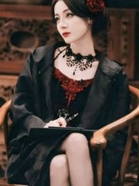 Ảnh bìa của Tránh Xa Chị Chồng