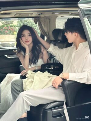 Ảnh bìa của Em Rất Nhớ Anh Ở Làng Quê