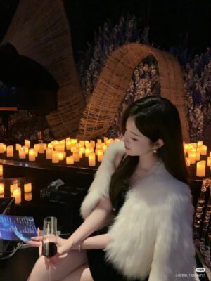 Ảnh bìa của Yến Độc Phi