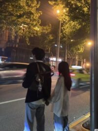 Ảnh bìa của Nước Mắt Dành Cho Đúng Người