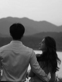 Ảnh bìa của Sương Mù Nơi Hoang Dã