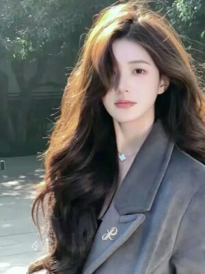 Ảnh bìa của Mẹ Tôi Sinh Ra Tôi, Chỉ Để Hút Máu Tôi Mà Sống..