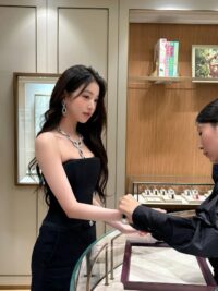 Ảnh bìa của Rời Xa Kẻ Bội Bạc