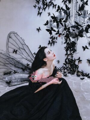 Ảnh bìa của Mỗi Bước Mỗi Xa