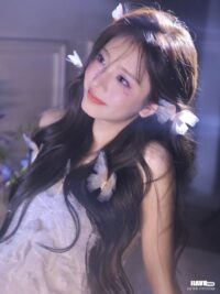 Ảnh bìa của Hiến Tạng