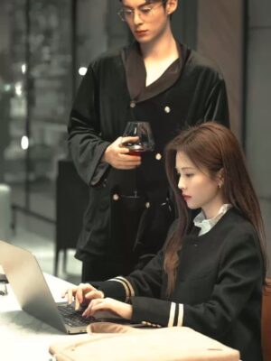 Ảnh bìa của Người Yêu Qua Mạng Của Tôi Hóa Ra Là Sếp Tổng