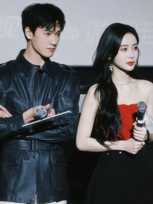 Ảnh bìa của Lén Xem Ảnh Cơ Bụng Của Ảnh Đế