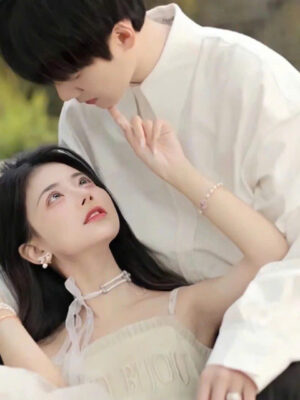 Ảnh bìa của Bạch Nguyệt Quang Trở Về Nhưng Tôi Vẫn Ở Đây