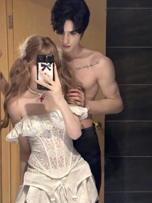 Ảnh bìa của Va Phải Thầy Dạy Lái Xe