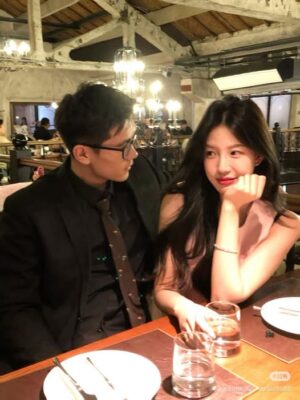 Ảnh bìa của Tông Vào Tình Cũ