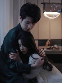 Ảnh bìa của Tôi Chỉ Yêu Tiền… Và Anh Ấy