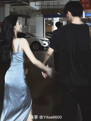 Ảnh bìa của Mật Ngọt Dành Cho Người Xứng Đáng