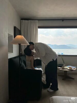 Ảnh bìa của Vào Nhầm Phòng Trai Đẹp