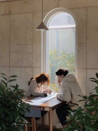 Ảnh bìa của Nhà Chồng Đòi Có Con Trước Mới Cho Cưới