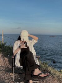 Ảnh bìa của Niệm Niệm