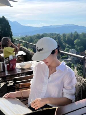 Ảnh bìa của Chồng Dùng Lương Giả Để Lừa Dối Tôi Suốt Bảy Năm