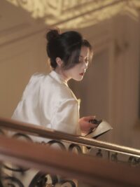 Ảnh bìa của Mượn Cớ Sinh Con Để Ngoại Tình