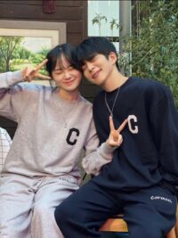 Ảnh bìa của Mối Tình Tay Ba