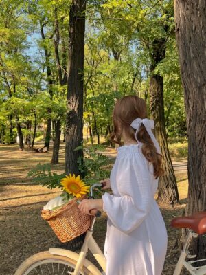 Ảnh bìa của Nước Mắt Sau Song Sắt