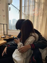 Ảnh bìa của Em Trai Trộm Ảnh Của Tôi Đi Hẹn Hò