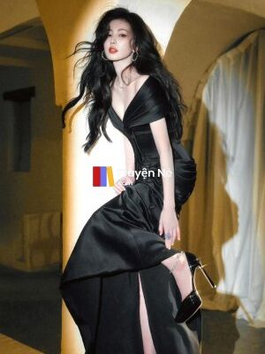 Ảnh bìa của Ngày Phát Lương Trở Lại