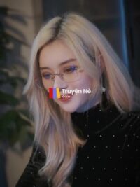 Ảnh bìa của Bóng Hồng Quay Về