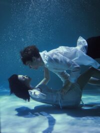 Ảnh bìa của Con Gái Thật Và Giả Tự Cứu Mình