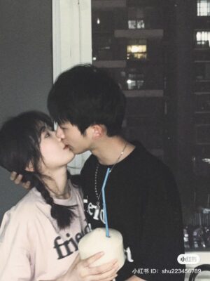 Ảnh bìa của Bạn Trai Cũ Của Tôi Lại Động Lòng Rồi