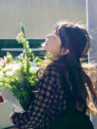 Ảnh bìa của Cô Gái Hai Chiều