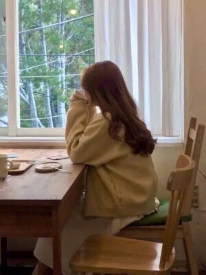 Ảnh bìa của Chị Em Đối Đầu