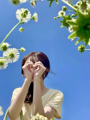 Ảnh bìa của Dùng Anh Để Trừ Nợ