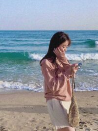 Ảnh bìa của Anh Ấy Chưa Từng Nhìn Tôi