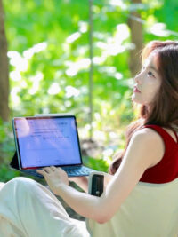 Ảnh bìa của Hoàng Yến Không Nghe Lời