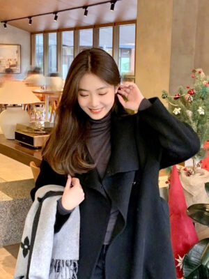 Ảnh bìa của Em Đã Không Còn Ở Đó Nữa