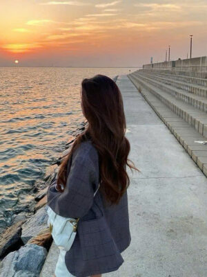 Ảnh bìa của Ba Năm Không Gặp, Tặng Anh Một Đứa Trẻ