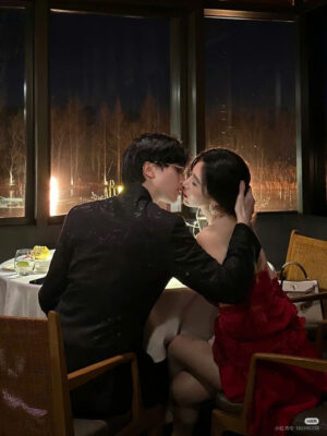 Ảnh bìa của Vợ Nhỏ Yếu Đuối Của Phản Diện