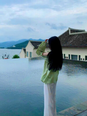 Ảnh bìa của Để Tôi Dạy Lại Cả Nhà Cô