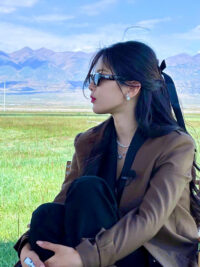 Ảnh bìa của Mặt Nạ Thiên Kim