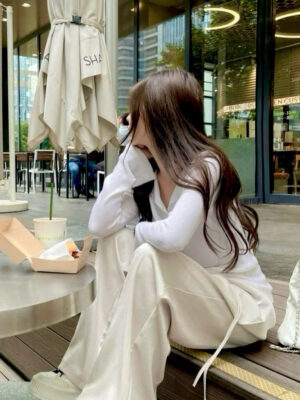 Ảnh bìa của Thế Giới Này Không Còn Anh