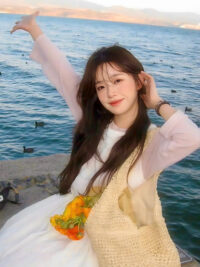 Ảnh bìa của Bài Thi Màu Đỏ