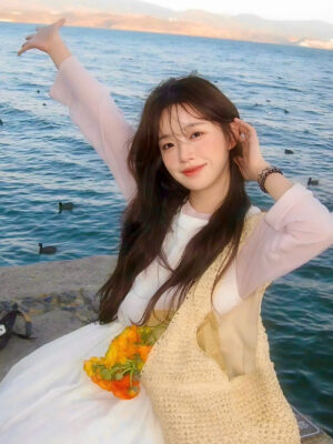 Ảnh bìa của Bài Thi Màu Đỏ