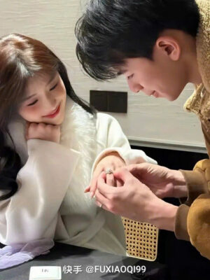 Ảnh bìa của Học Lại Cách Yêu Em