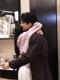 Ảnh bìa của Chuyện Tình Trong Hộc Bàn